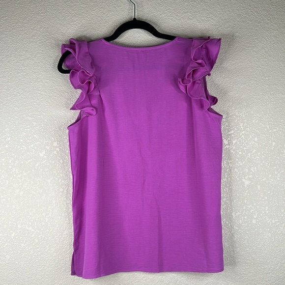 Shein Lavender Flowy Ruffle Sleeve Classic V-Neck Short Sleeve Top Size Large - Picture 3 of 5